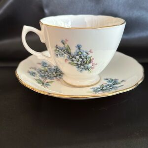 RARE. Royal Vale Pattern #7911 teacup and Saucer Forget-Me-Not flowers